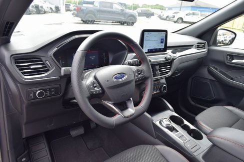 New 2025 Ford Escape ST-Line w/ Equipment Group 301A image 17
