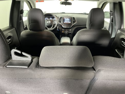 Used 2020 Jeep Cherokee Latitude image 14