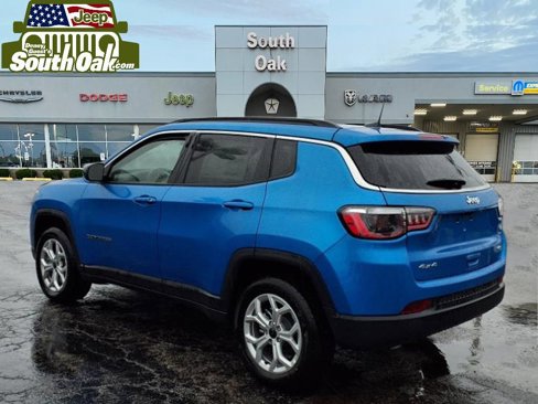 New 2025 Jeep Compass Latitude image 4