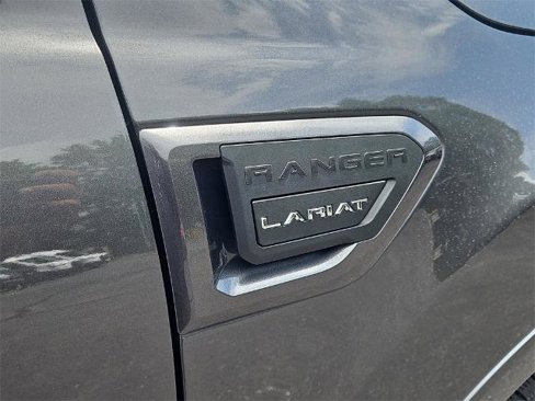 Certified 2019 Ford Ranger Lariat w/ Equipment Group 501A Mid image 5