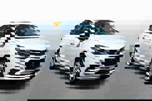 Used 2018 Chevrolet Cruze LT w/ Convenience Package image 9