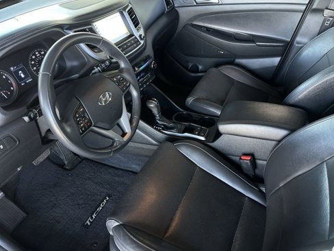 Used 2017 Hyundai Tucson SE Plus w/ Cargo Package image 10