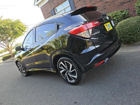 Used 2019 Honda HR-V Sport image 3