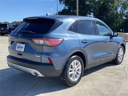 Used 2020 Ford Escape SE image 5
