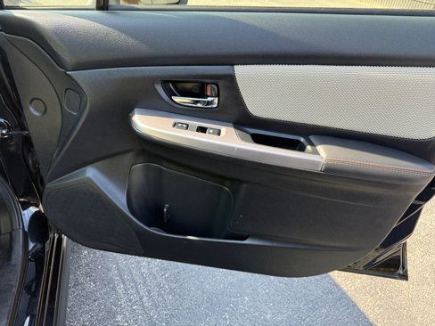 Used 2017 Subaru Crosstrek 2.0i Premium image 20
