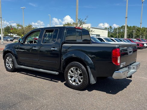 Used 2019 Nissan Frontier SL image 3