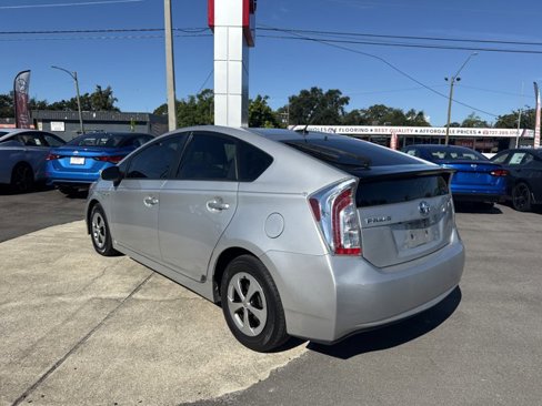 Used 2015 Toyota Prius Four image 7
