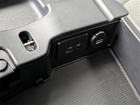 Used 2014 RAM 1500 Express image 21