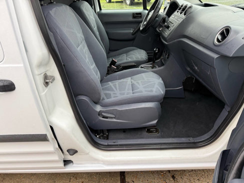 Used 2013 Ford Transit Connect XLT image 39