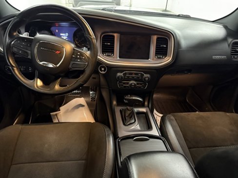 Used 2022 Dodge Charger R/T w/ Plus Group image 16