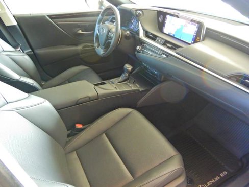 Used 2021 Lexus ES 250 w/ Premium Package image 16
