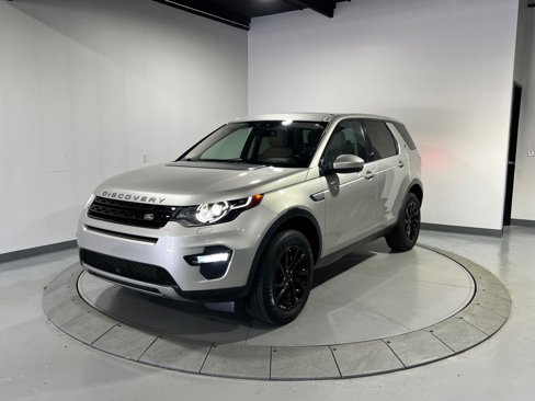 Used 2017 Land Rover Discovery Sport HSE image 4