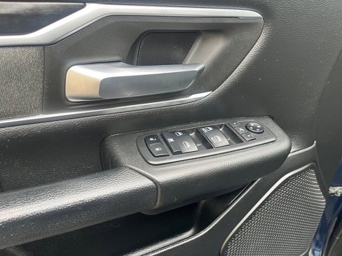 Used 2019 RAM 1500 Big Horn image 25