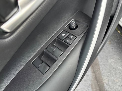 New 2025 Toyota Corolla SE image 11