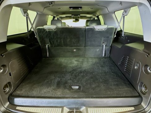 Used 2015 Chevrolet Suburban LT image 29