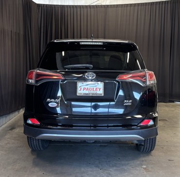 Certified 2018 Toyota RAV4 XLE image 27