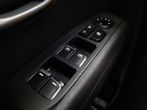 Used 2017 Kia Soul + image 27