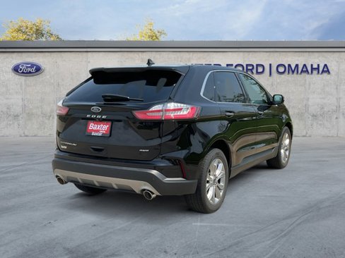 Certified 2022 Ford Edge Titanium image 5