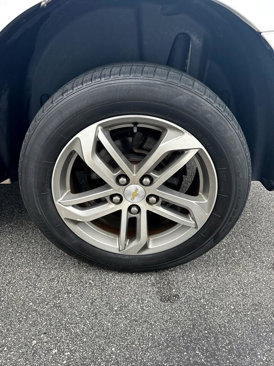 Used 2016 Chevrolet Equinox LTZ w/ Enhanced Convenience Package image 10