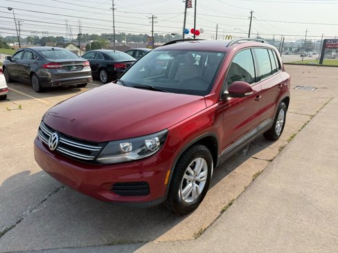 Used 2016 Volkswagen Tiguan S image 5