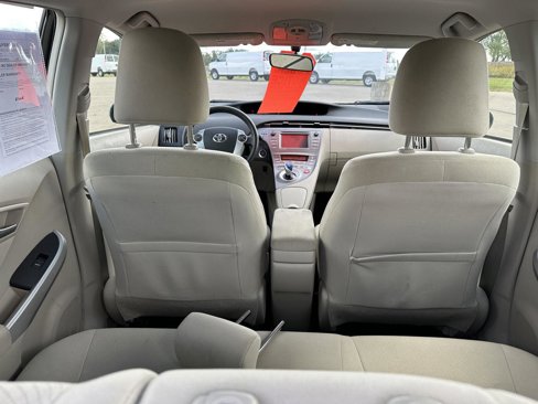 Used 2015 Toyota Prius Three image 8
