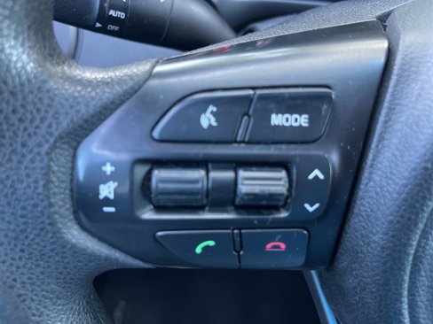 Used 2017 Kia Sorento LX image 15