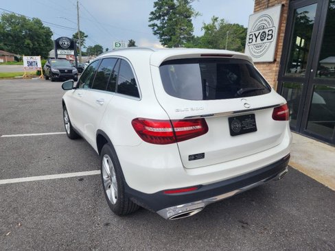Used 2018 Mercedes-Benz GLC 300 image 3