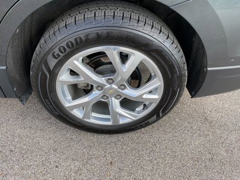 Used 2018 Chevrolet Equinox LT image 9