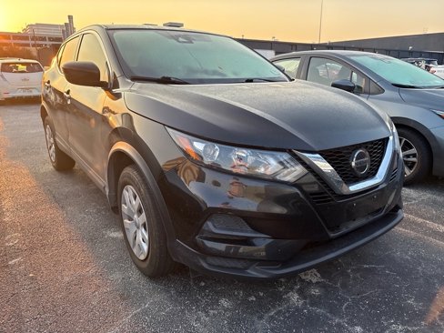 Used 2020 Nissan Rogue Sport S image 2