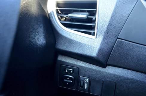 Used 2016 Toyota Corolla S Premium image 37
