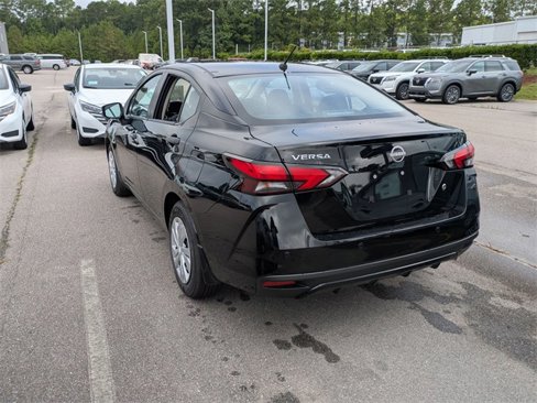 New 2025 Nissan Versa S image 5