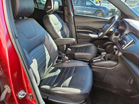 Used 2019 Nissan Kicks SR w/ SR Premium Package image 33