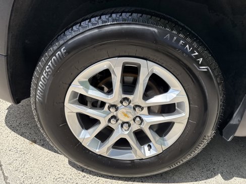 Used 2020 Chevrolet Traverse LS image 18