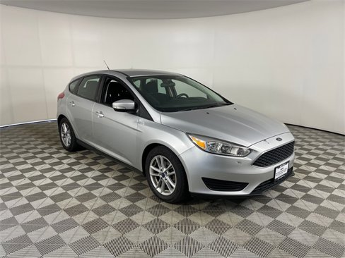 Used 2017 Ford Focus SE image 16