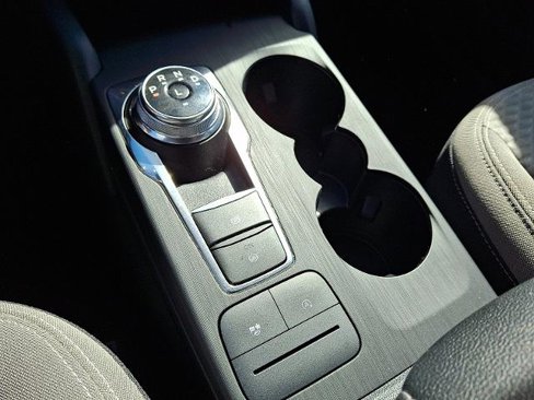 Certified 2020 Ford Escape SE image 14