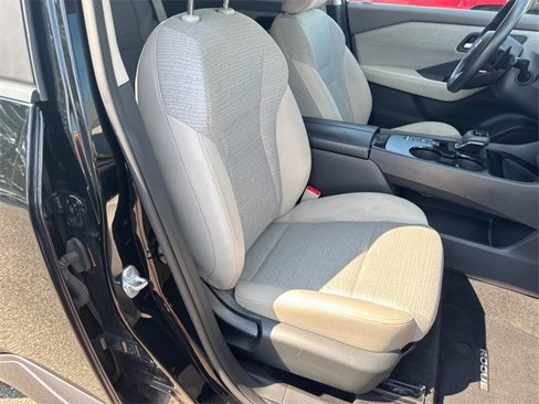 Certified 2023 Nissan Rogue SV image 25