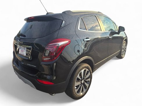 Used 2021 Buick Encore Preferred image 4