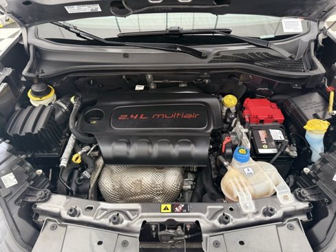 Used 2020 RAM ProMaster City SLT w/ Popular Equipment Group image 8