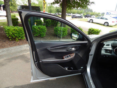 Used 2015 Chevrolet Impala LTZ image 14