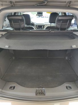 Used 2021 Chevrolet Trax LT w/ LT Convenience Package image 15