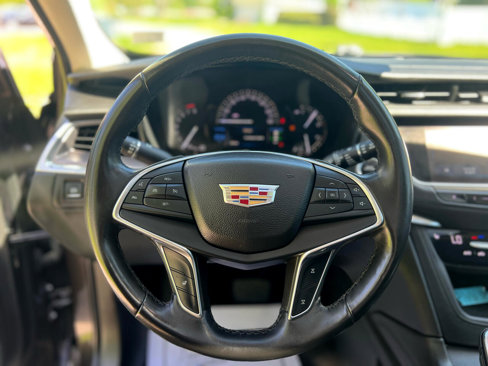 Used 2017 Cadillac XT5 Luxury w/ LPO, Wheel Lock Package image 15