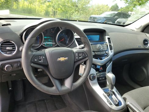Used 2015 Chevrolet Cruze LT image 11