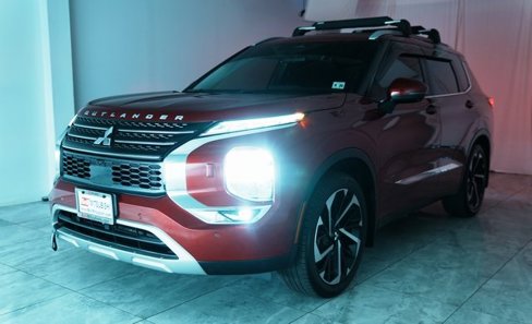 Used 2022 Mitsubishi Outlander SE image 39
