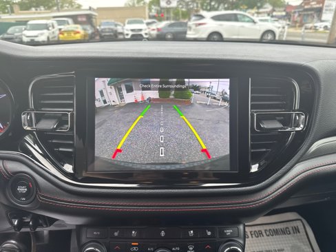 Used 2023 Dodge Durango GT image 41
