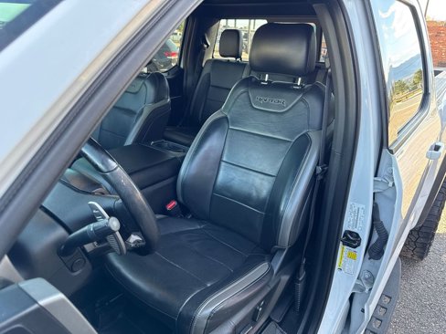 Used 2017 Ford F150 Raptor w/ Equipment Group 802A Luxury image 12