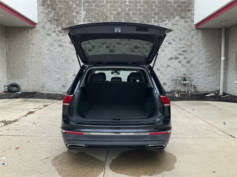 Used 2018 Volkswagen Tiguan SE image 11