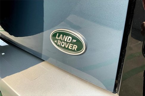 Used 2023 Land Rover Defender 110 image 31