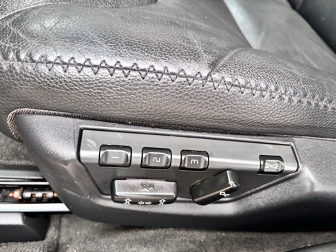 Used 2007 Volvo XC70 image 13