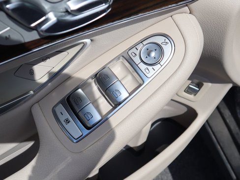Used 2019 Mercedes-Benz GLC 300 image 18
