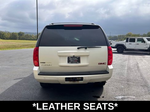 Used 2011 GMC Yukon SLT w/ SLT-2 Equipment Package image 7